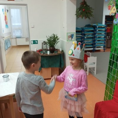 image-10932