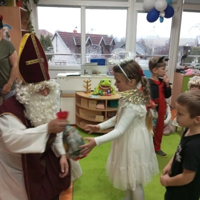 image-11000